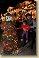 Christmas-Lights-Dec2013 (46) * 5184 x 3456 * (7.77MB)